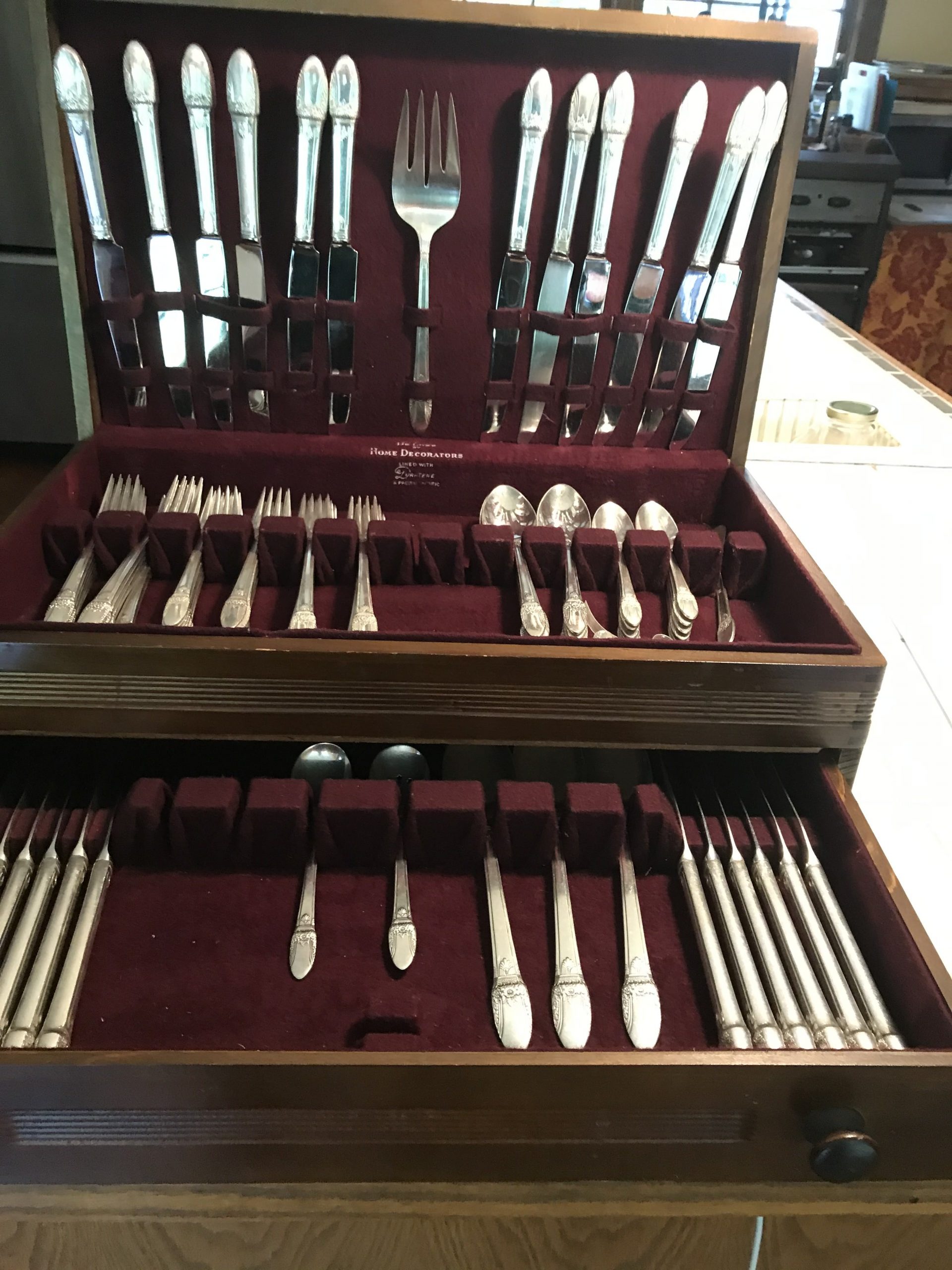 Flatware_Sets_1